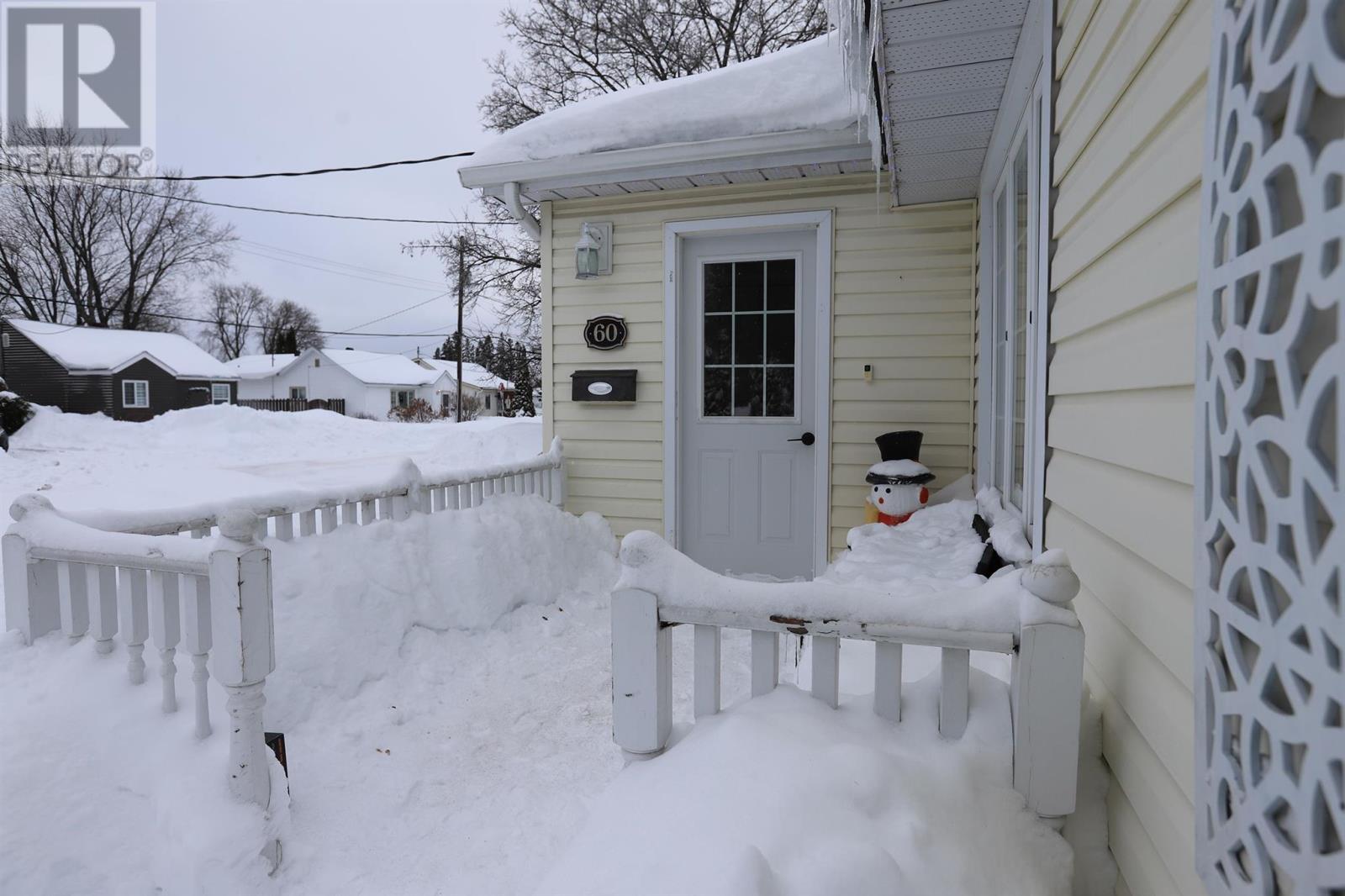 60 Curran Dr, Sault Ste. Marie, Ontario  P6B 1L1 - Photo 5 - SM260011