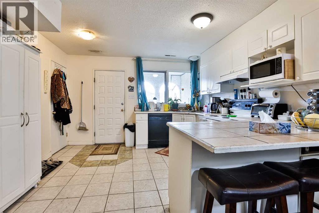 1108 10 Avenue N, Lethbridge, Alberta  T1H 1K1 - Photo 24 - A2271193