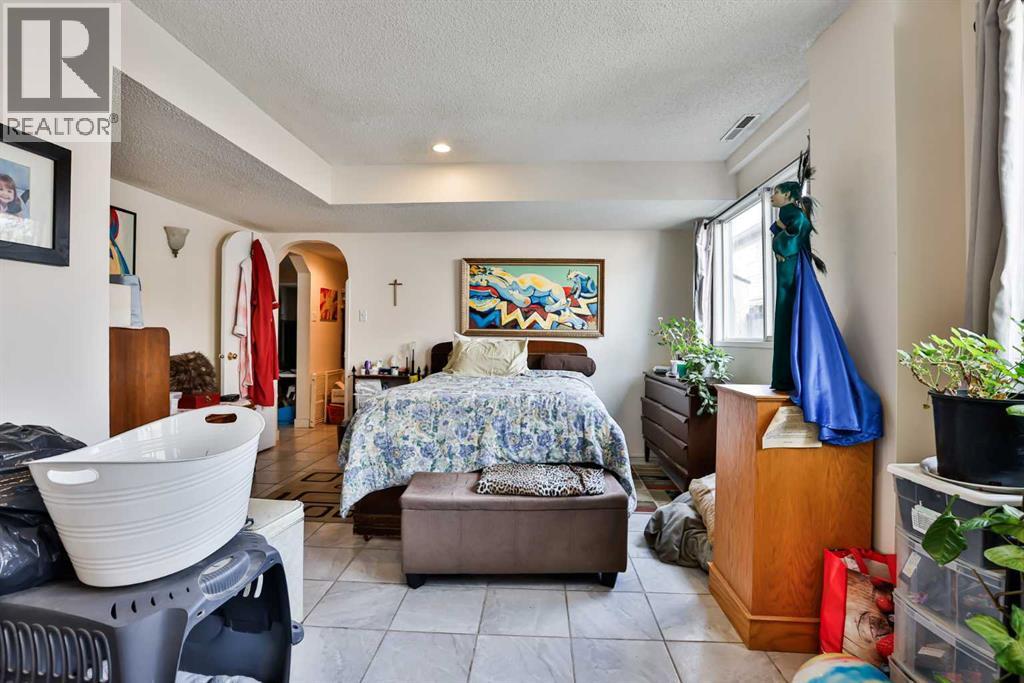 1108 10 Avenue N, Lethbridge, Alberta  T1H 1K1 - Photo 31 - A2271193