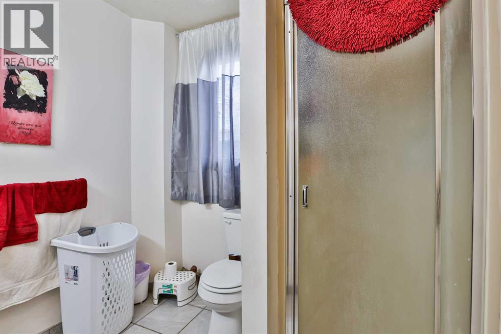 1108 10 Avenue N, Lethbridge, Alberta  T1H 1K1 - Photo 32 - A2271193