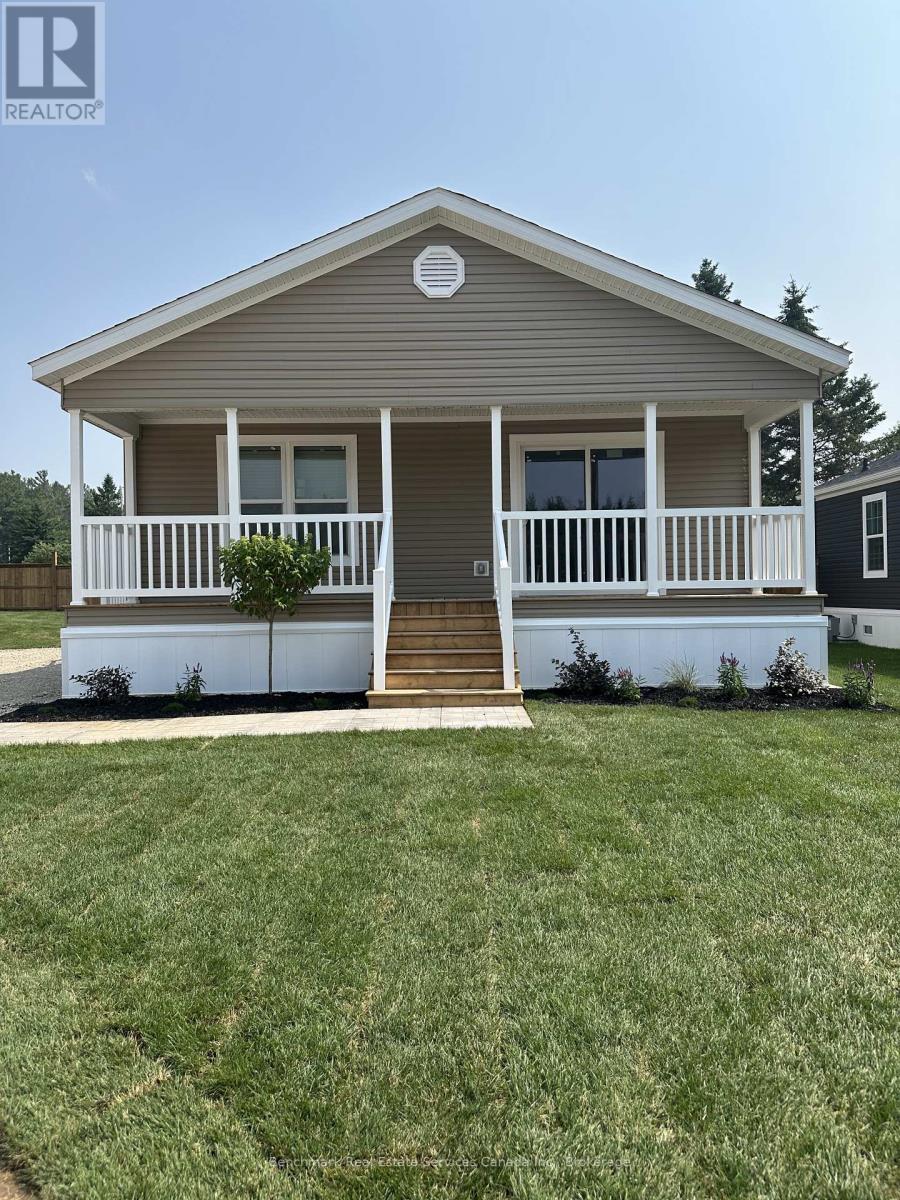 Secondary picture of 210 SPRUCE DRIVE