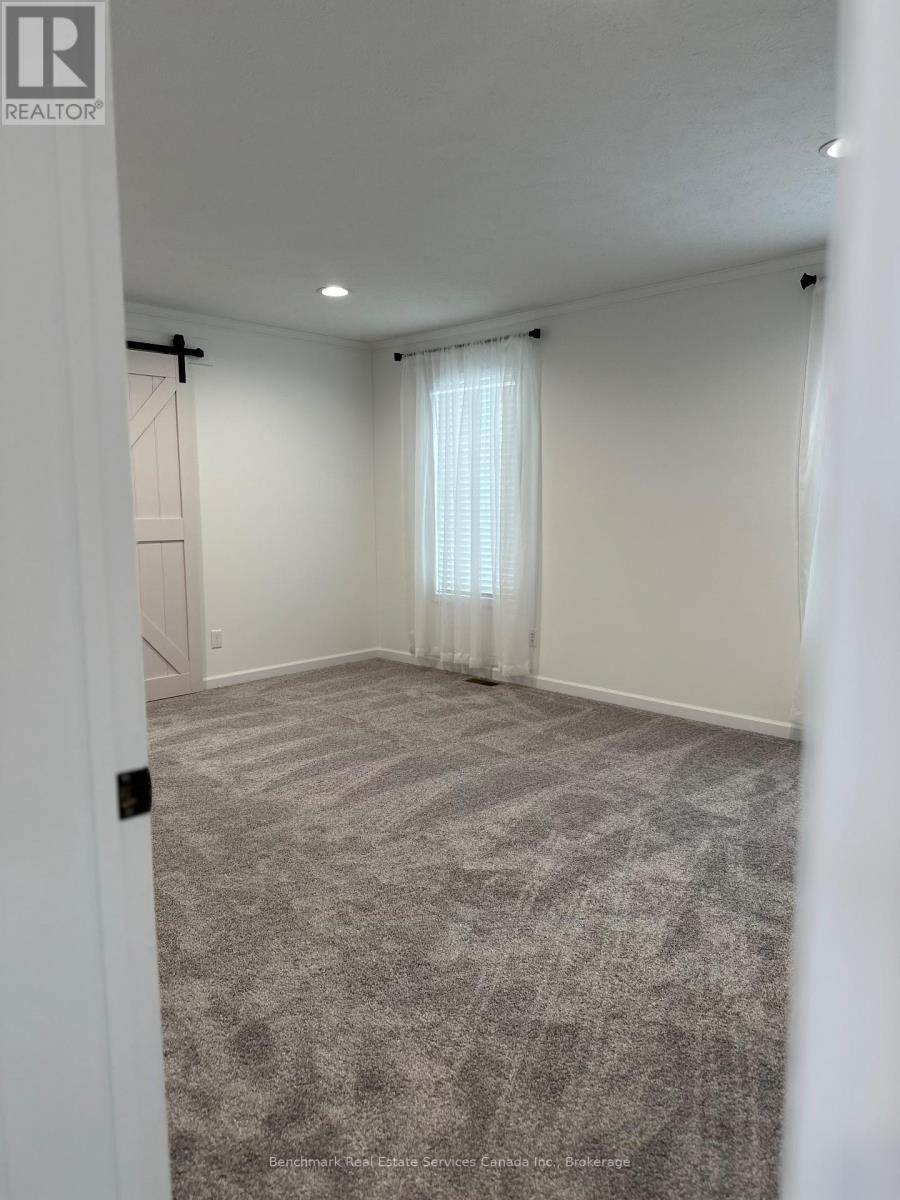 212 Spruce Drive, West Grey, Ontario N4N 3B8 - Photo 18 - X12662266