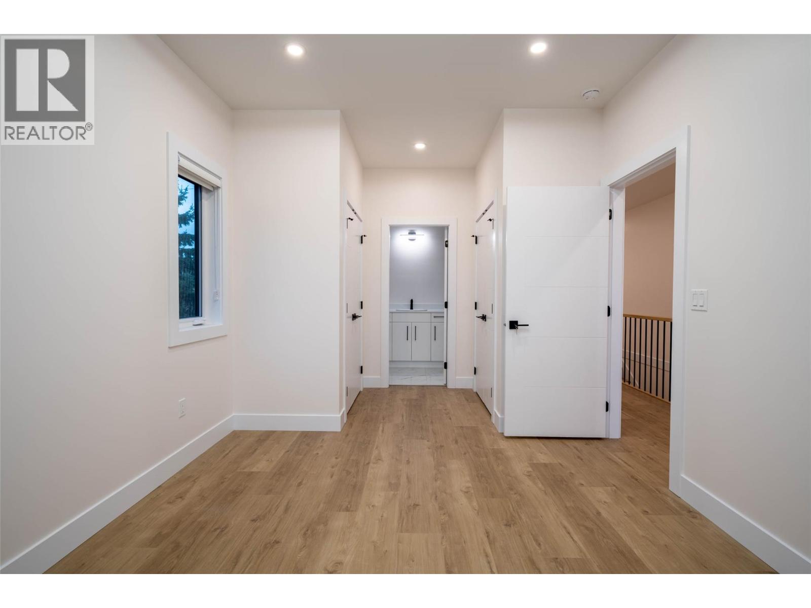 2231 Richter Street, Kelowna, British Columbia  V1Y 2N9 - Photo 34 - 10368720