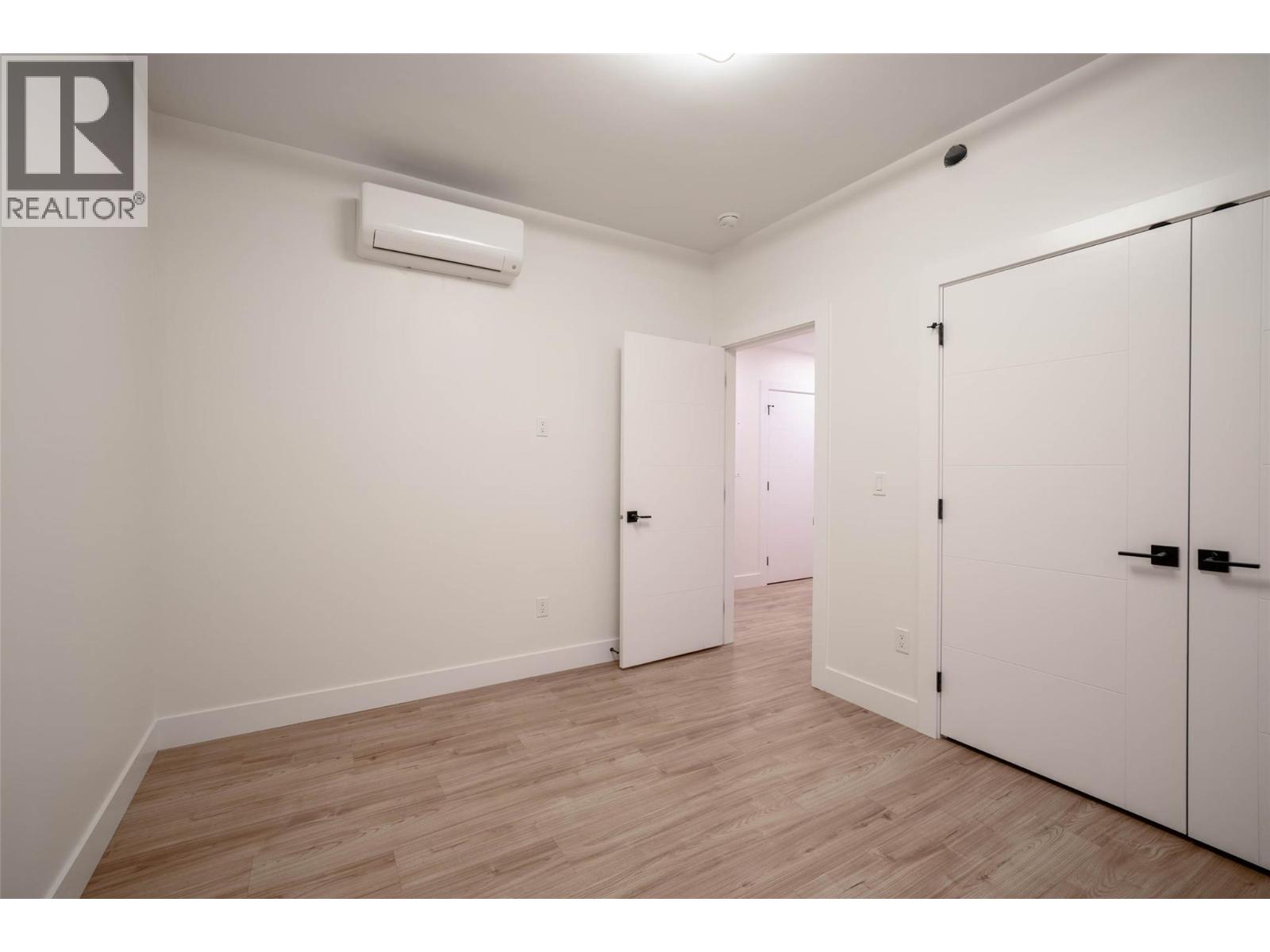 2231 Richter Street, Kelowna, British Columbia  V1Y 2N9 - Photo 42 - 10368720