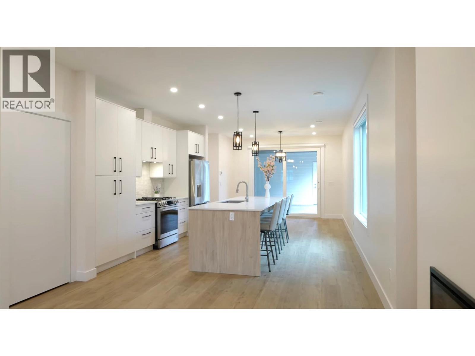 2231 Richter Street, Kelowna, British Columbia  V1Y 2N9 - Photo 15 - 10368720