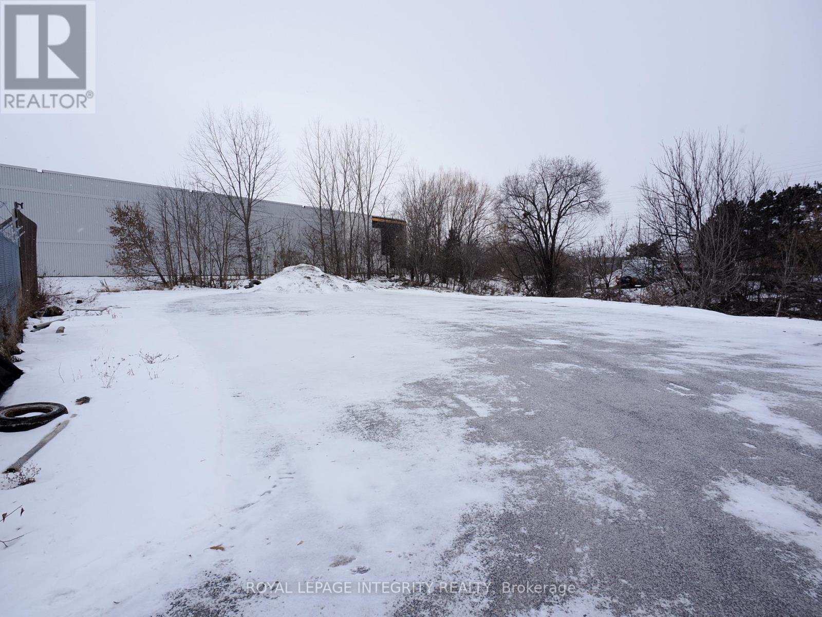 3170 Hawthorne Road, Ottawa, Ontario  K1G 5H5 - Photo 5 - X12662224