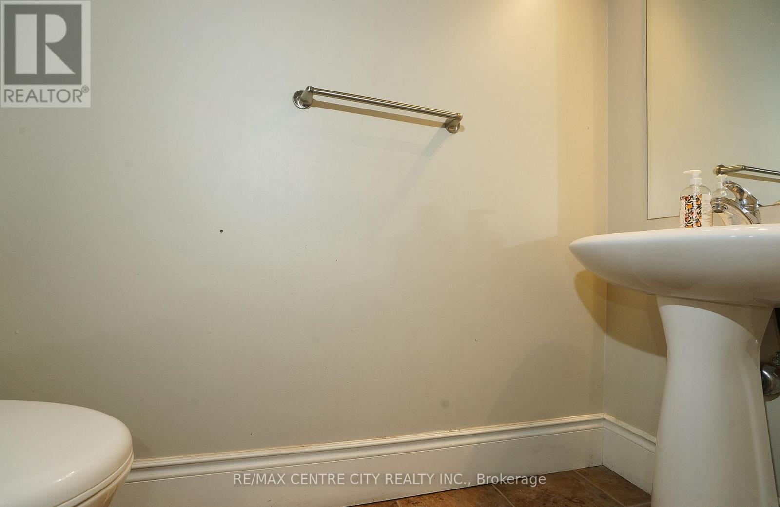 2024 Pennyroyal Street, London North, Ontario  N5X 0E5 - Photo 15 - X12662182