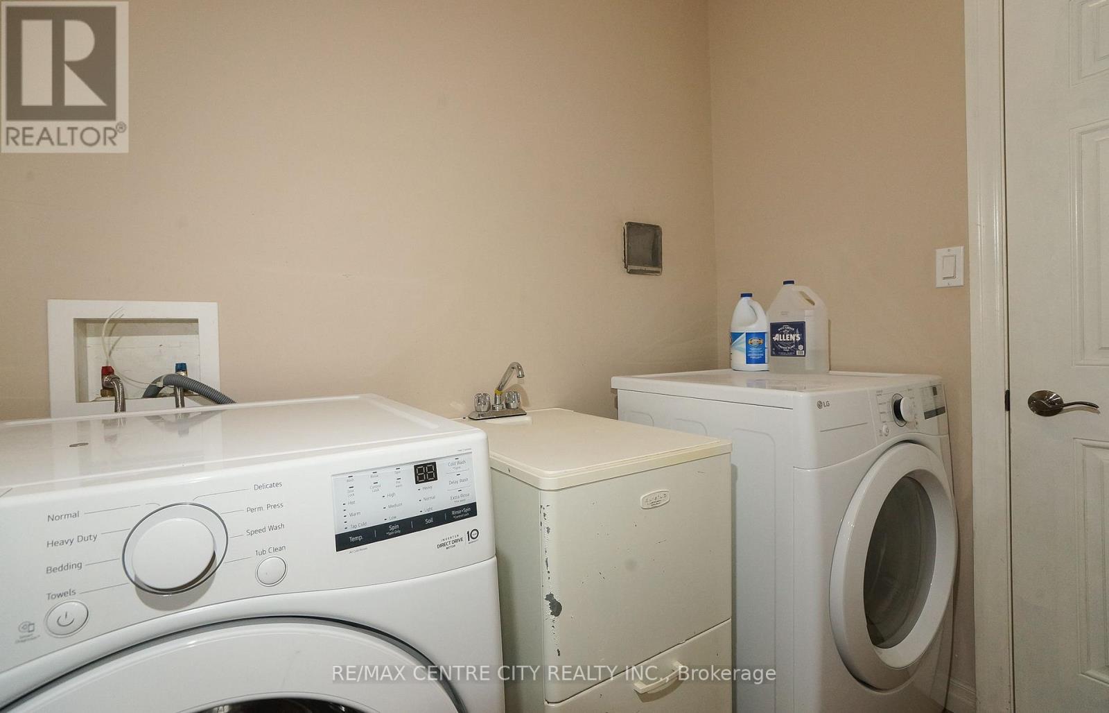 2024 Pennyroyal Street, London North, Ontario  N5X 0E5 - Photo 16 - X12662182