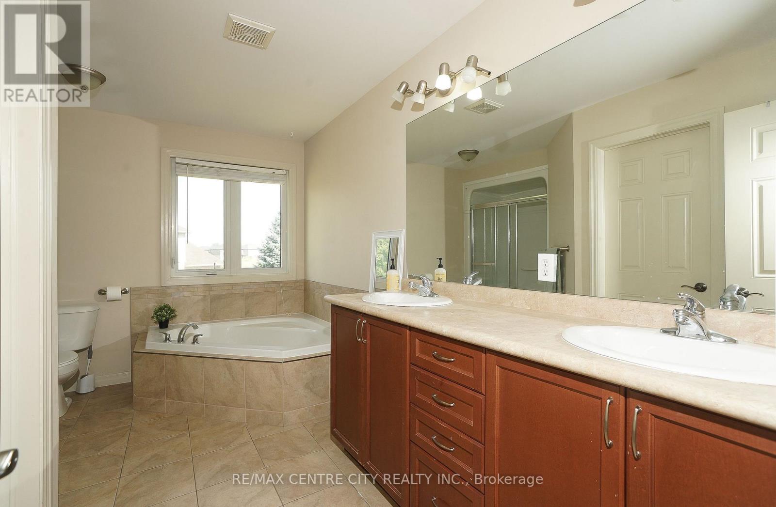 2024 Pennyroyal Street, London North, Ontario  N5X 0E5 - Photo 20 - X12662182