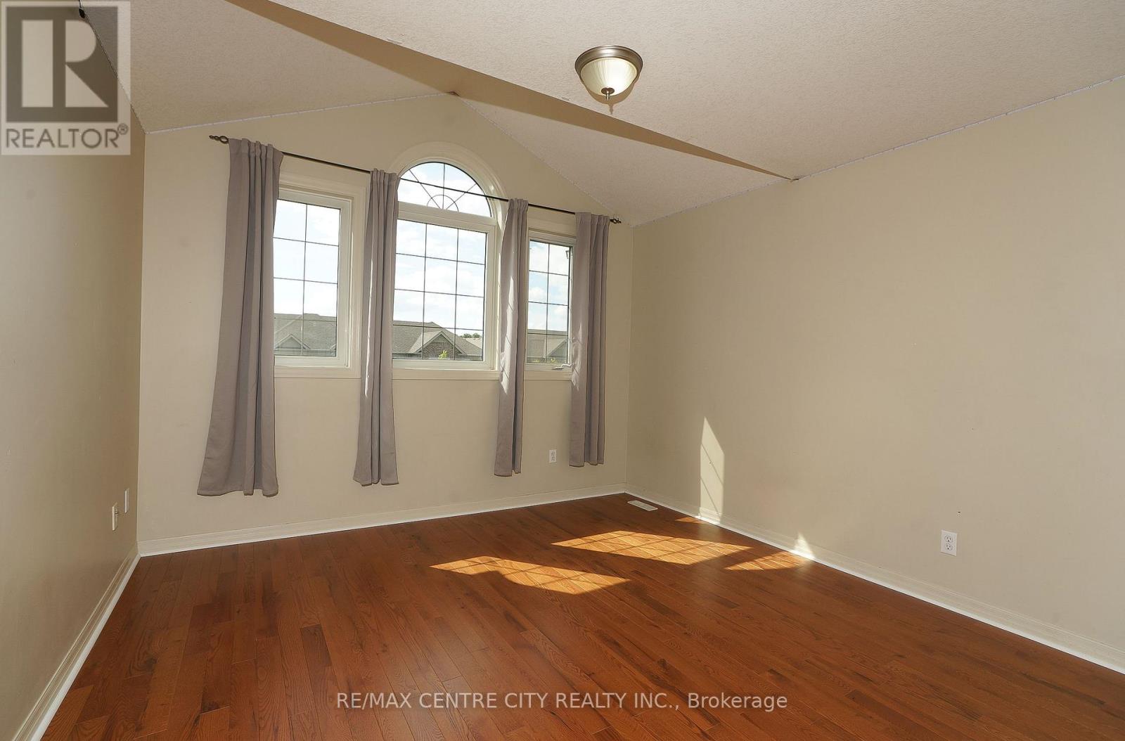 2024 Pennyroyal Street, London North, Ontario  N5X 0E5 - Photo 24 - X12662182