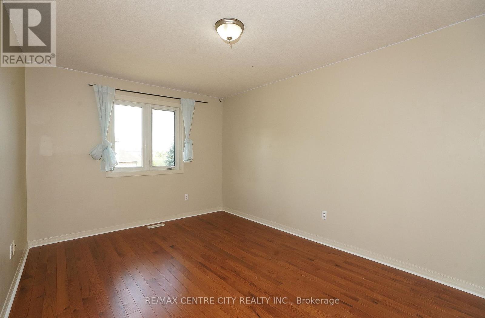 2024 Pennyroyal Street, London North, Ontario  N5X 0E5 - Photo 28 - X12662182