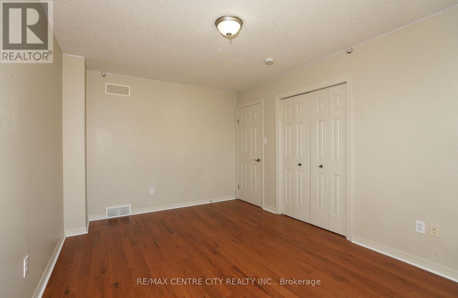 2024 Pennyroyal Street, London North, Ontario  N5X 0E5 - Photo 29 - X12662182