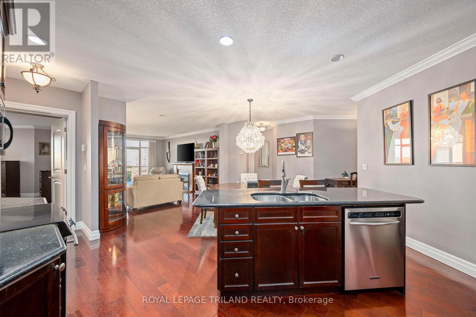 1107 - 250 Pall Mall Street, London East, Ontario  N6A 6K3 - Photo 8 - X12662210