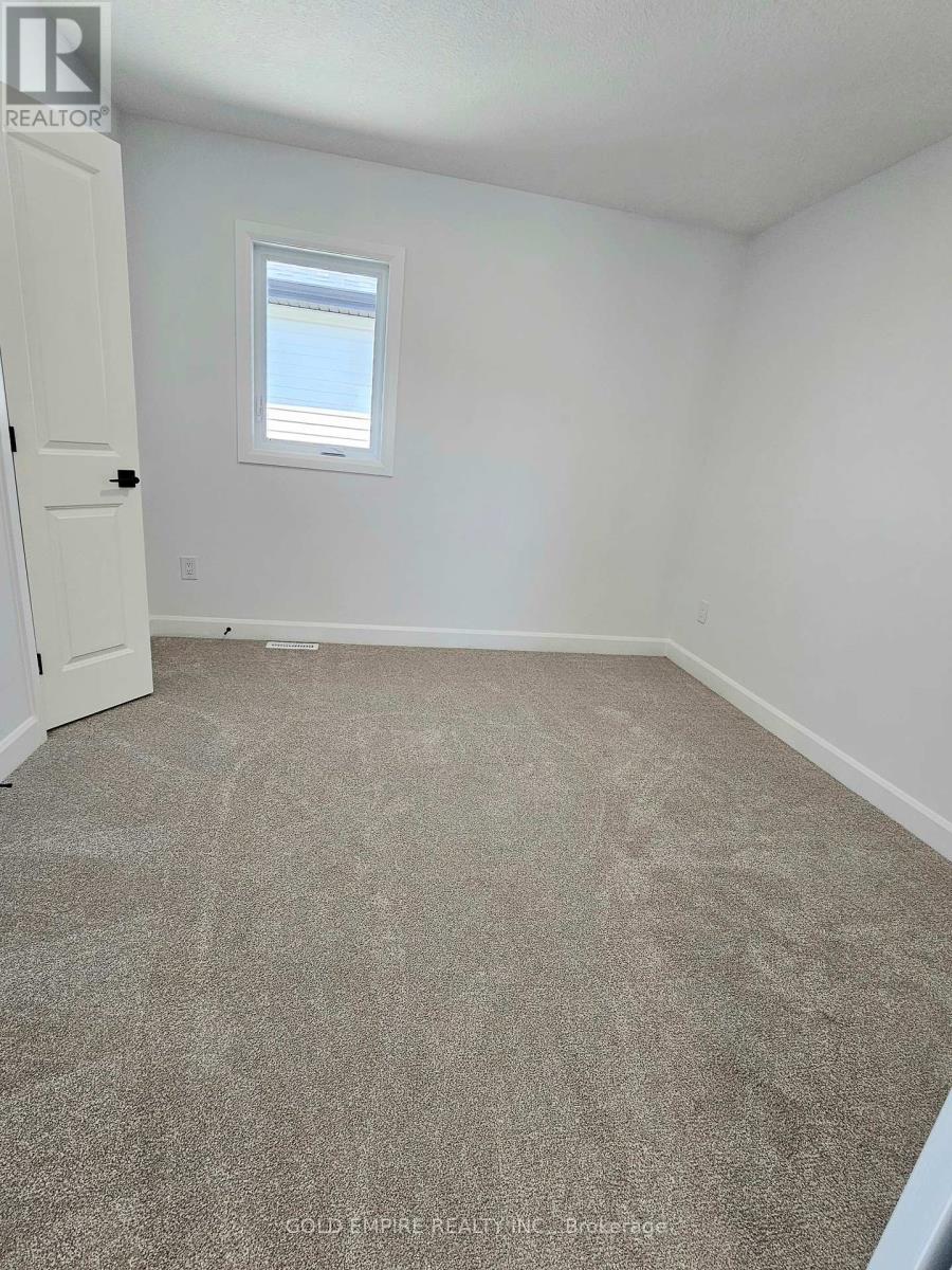 Upper - 1151 Hobbs Drive, London South, Ontario  N6M 0M1 - Photo 9 - X12662232