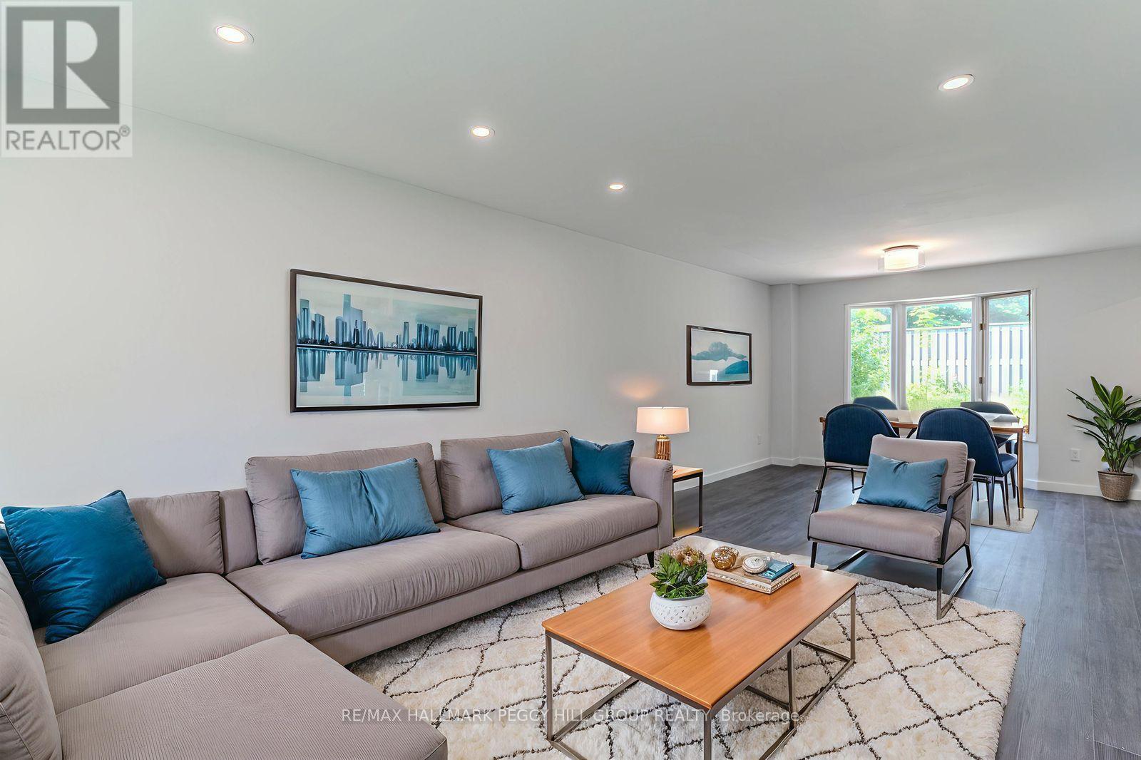 21 Autumn Lane, Barrie, Ontario  L4N 6G8 - Photo 5 - S12479944