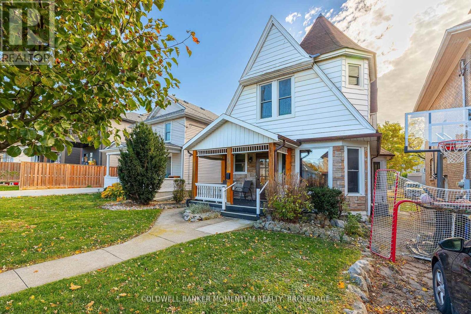 34 Almond Street, St. Catharines, Ontario  L2T 1E9 - Photo 2 - X12662220