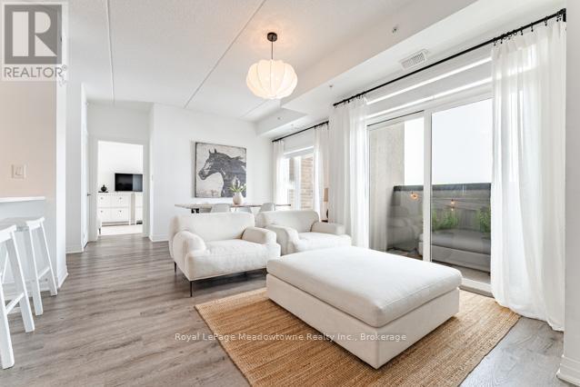 422 - 610 Farmstead Drive, Milton, Ontario  L9T 8X5 - Photo 2 - W12541266