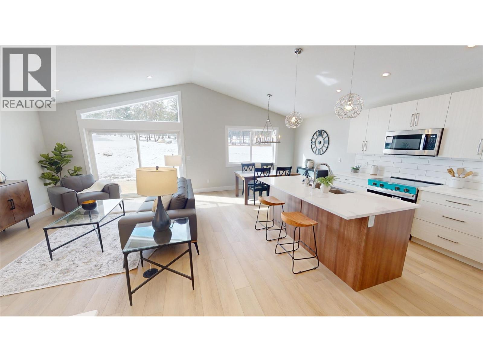 331 Legacy Lookout, Cranbrook, British Columbia  V1C 0E4 - Photo 4 - 10371833