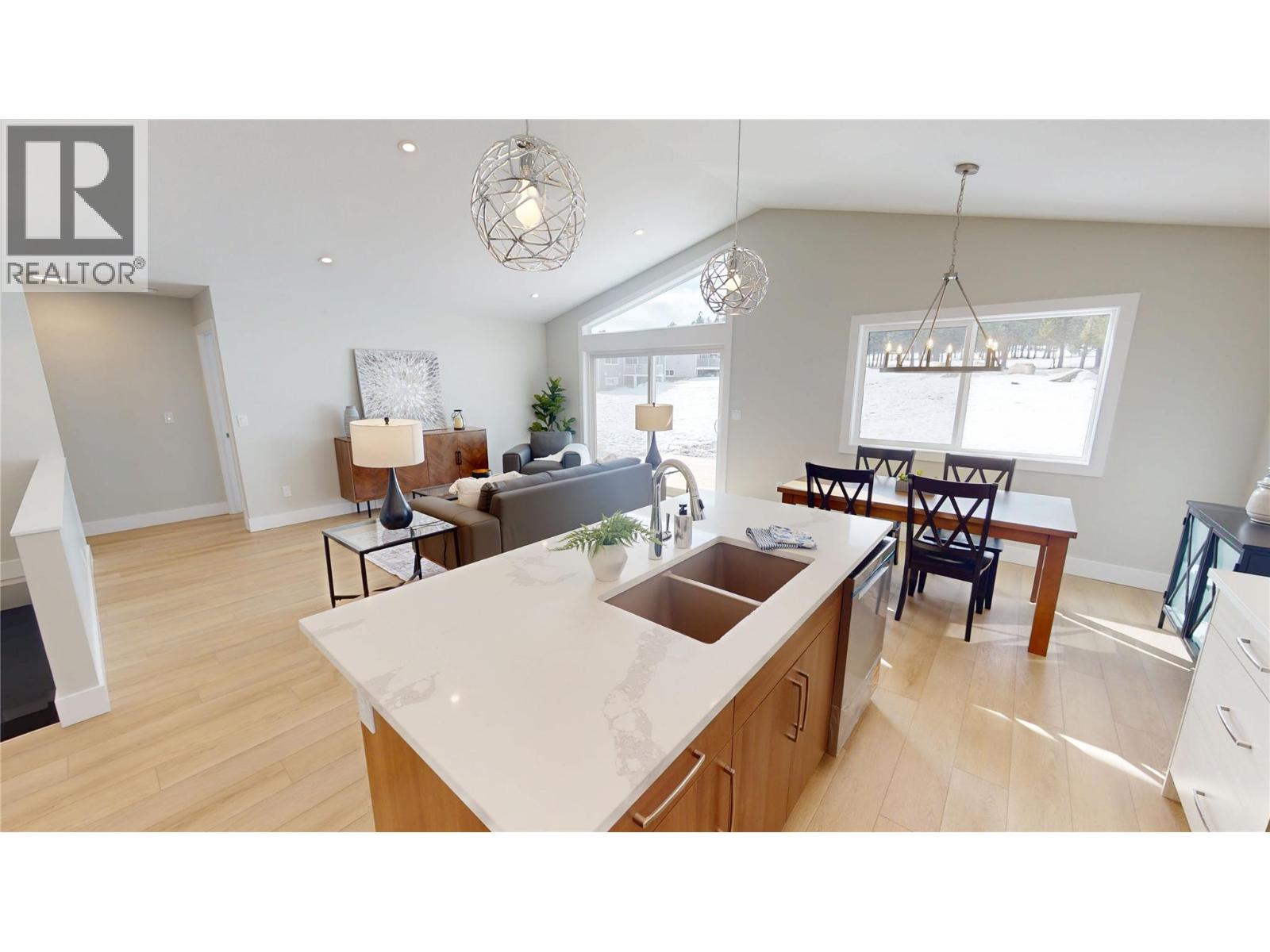 331 Legacy Lookout, Cranbrook, British Columbia  V1C 0E4 - Photo 9 - 10371833