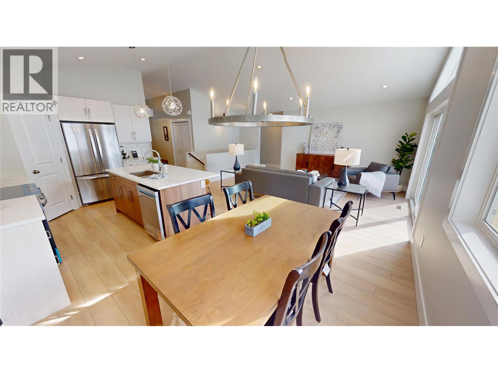 331 Legacy Lookout, Cranbrook, British Columbia  V1C 0E4 - Photo 11 - 10371833