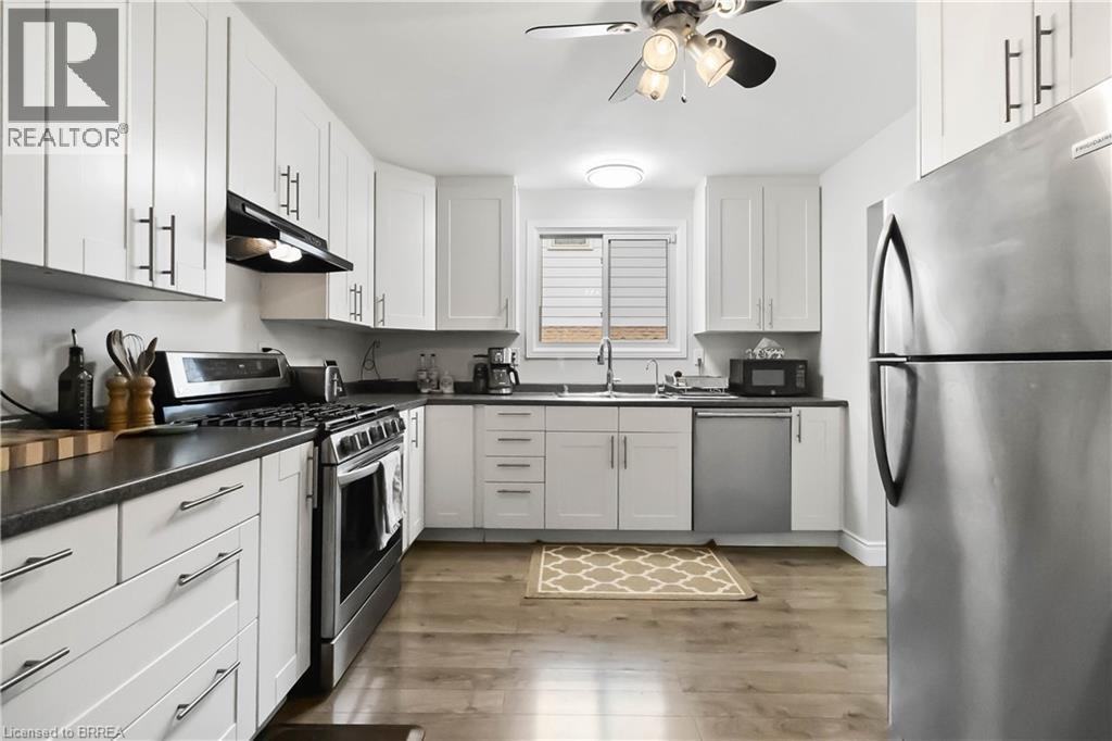 8 Sandy Row, Brantford, Ontario  N3T 5Z4 - Photo 7 - 40795713