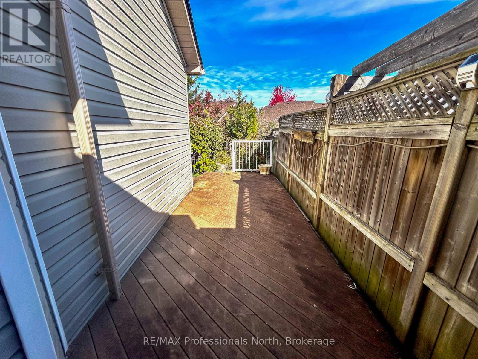 1406 Hancox Court, Peterborough (Monaghan Ward 2), Ontario  K9K 2M2 - Photo 33 - X12464794