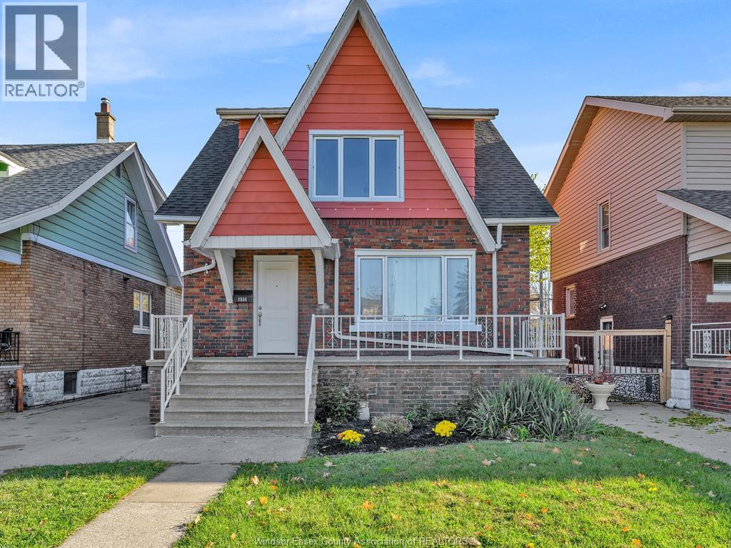 MLS# 26000130: 1384 PARENT, Windsor, Canada