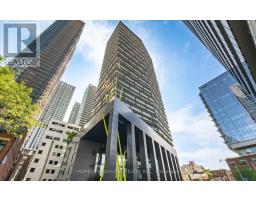 906 - 125 PETER STREET, Toronto, Ontario