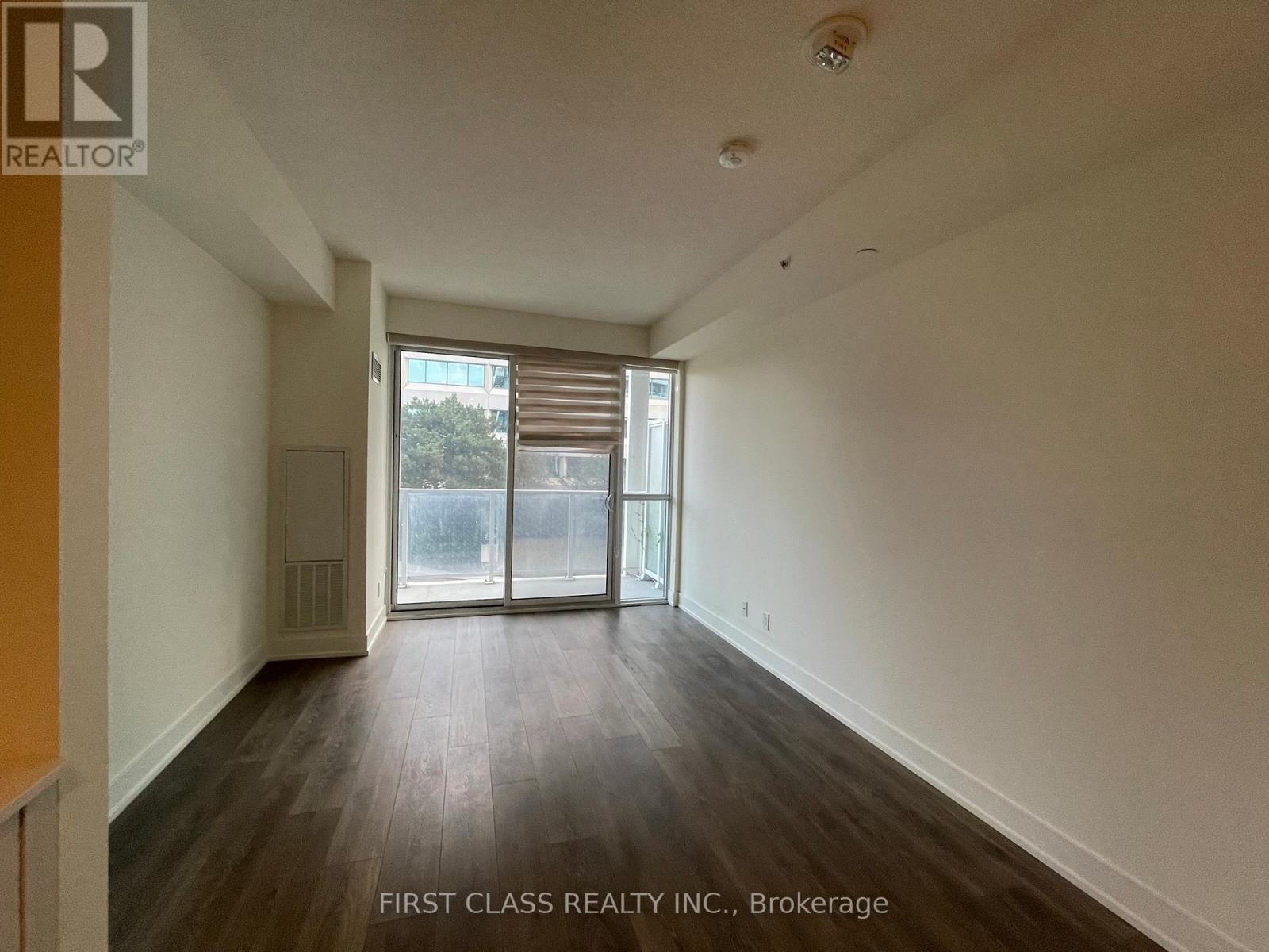 213 - 180 Fairview Mall Drive, Toronto (Don Valley Village), Ontario  M2J 0G4 - Photo 3 - C12662242