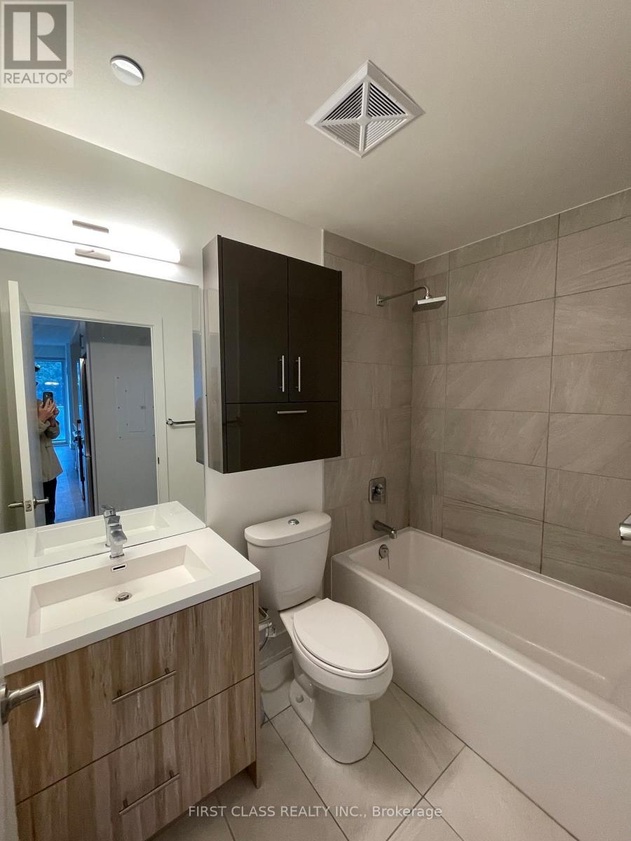 213 - 180 Fairview Mall Drive, Toronto (Don Valley Village), Ontario  M2J 0G4 - Photo 8 - C12662242