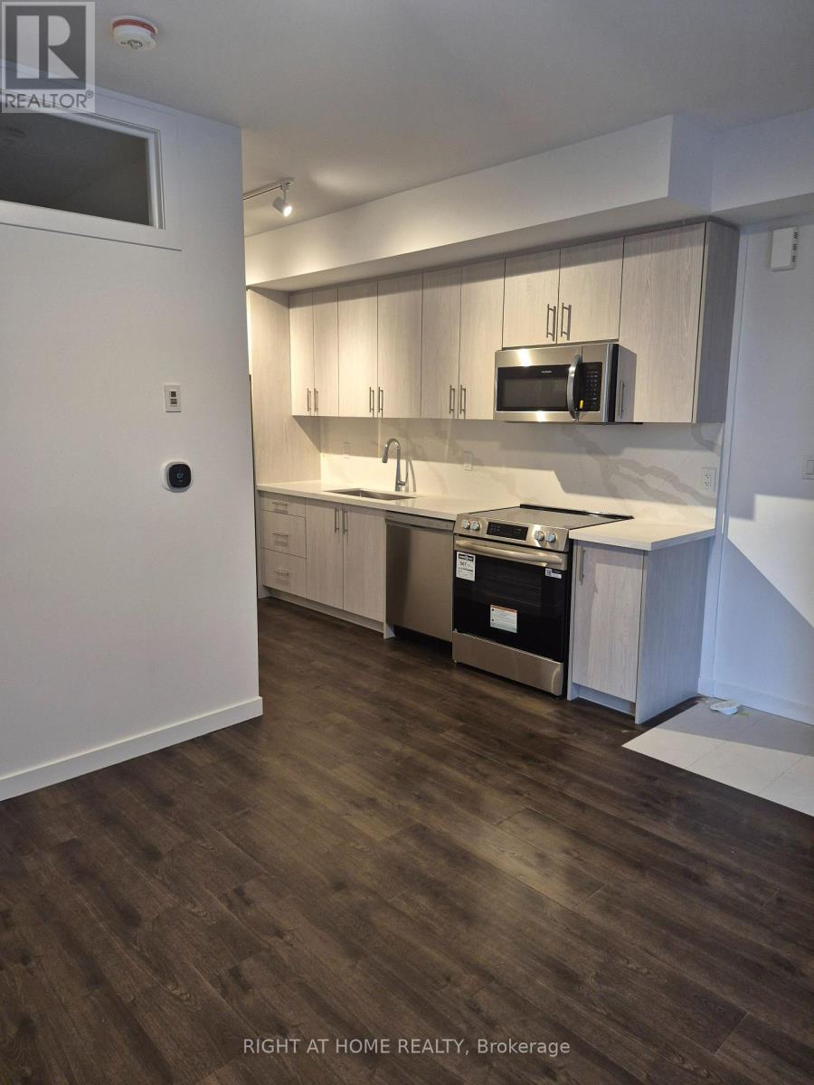 12 - 113 Marydale Avenue, Markham, Ontario  L3S 0E3 - Photo 2 - N12661656