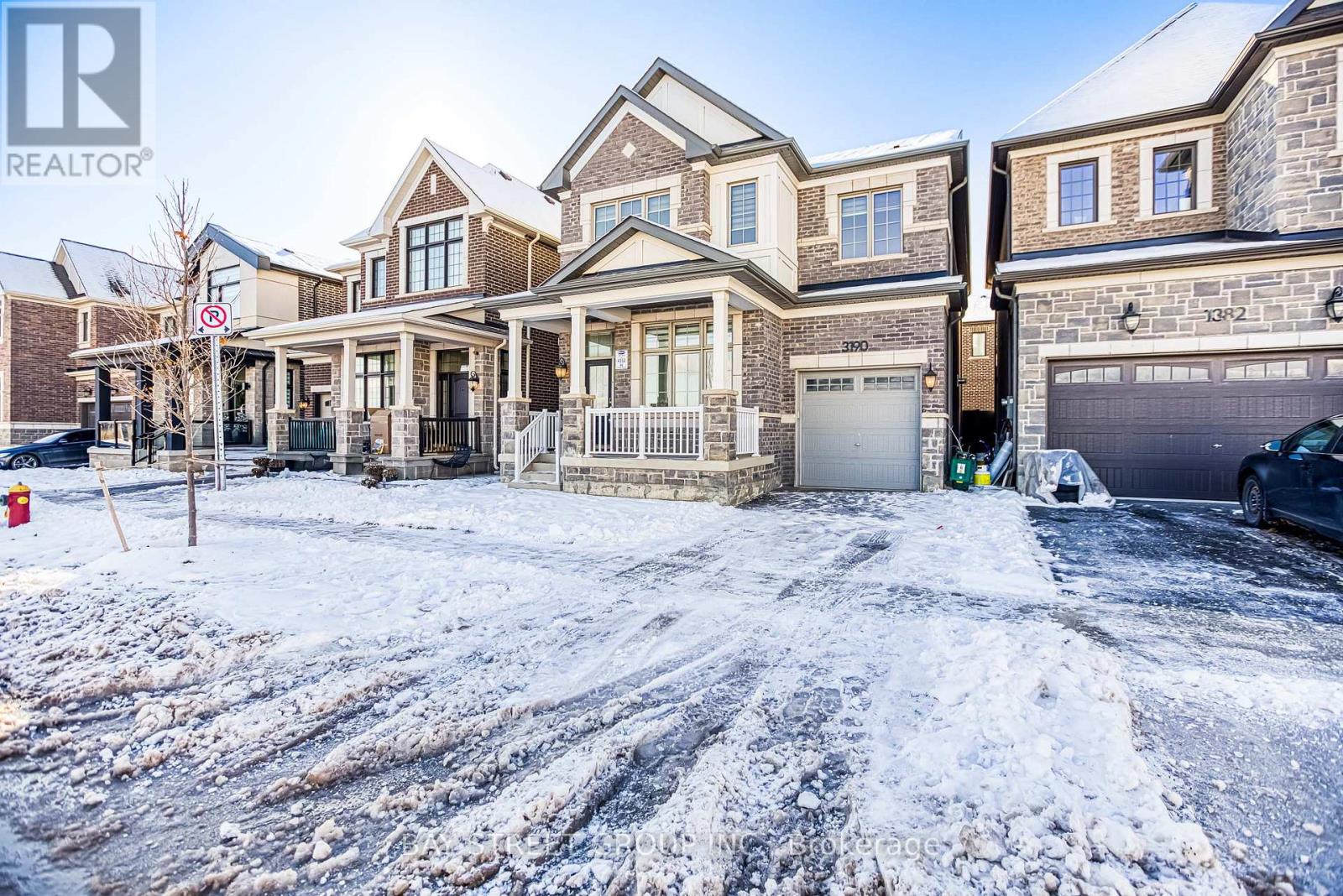 3190 William Cutmore Boulevard, Oakville, Ontario  L6H 7X3 - Photo 2 - W12629136