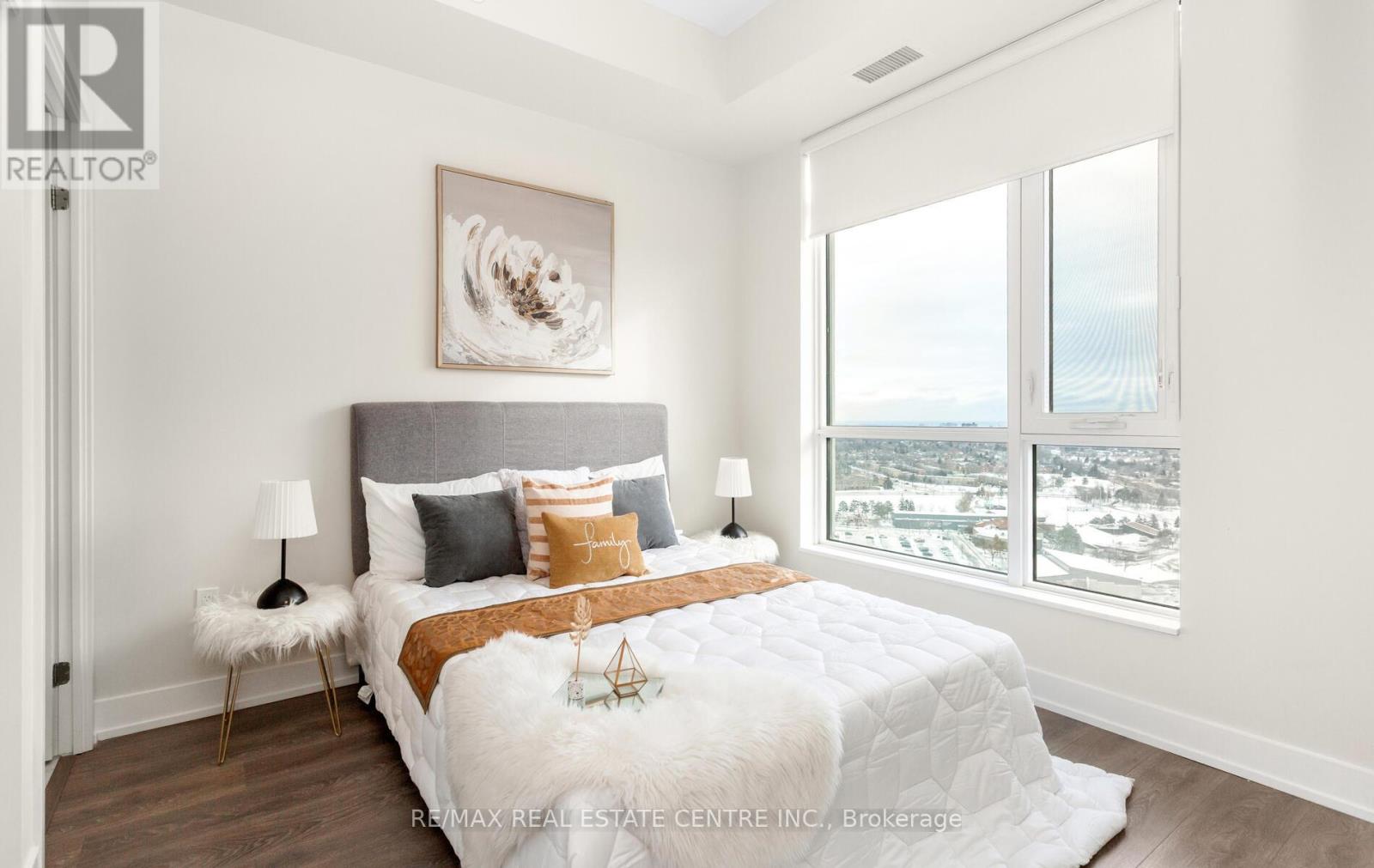 2208 - 202 Burnhamthorpe Road E, Mississauga, Ontario  L5A 0B2 - Photo 26 - W12658248