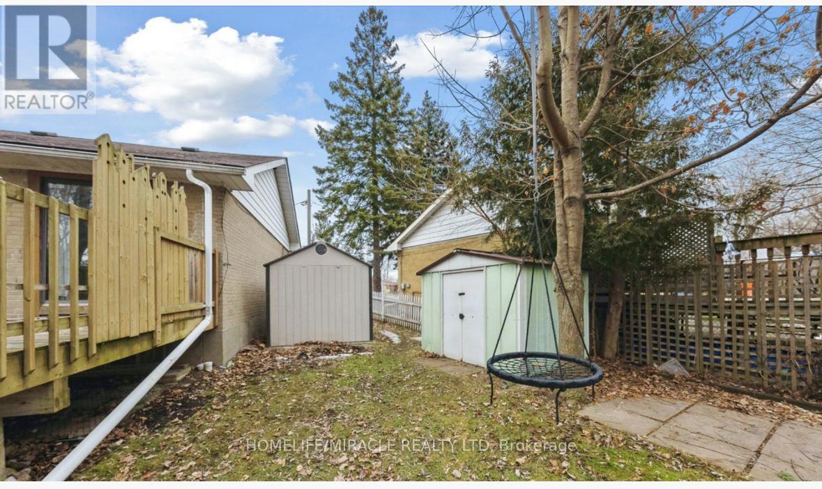 26 Anola Place, Toronto, Ontario  M1K 4W7 - Photo 17 - E12662248