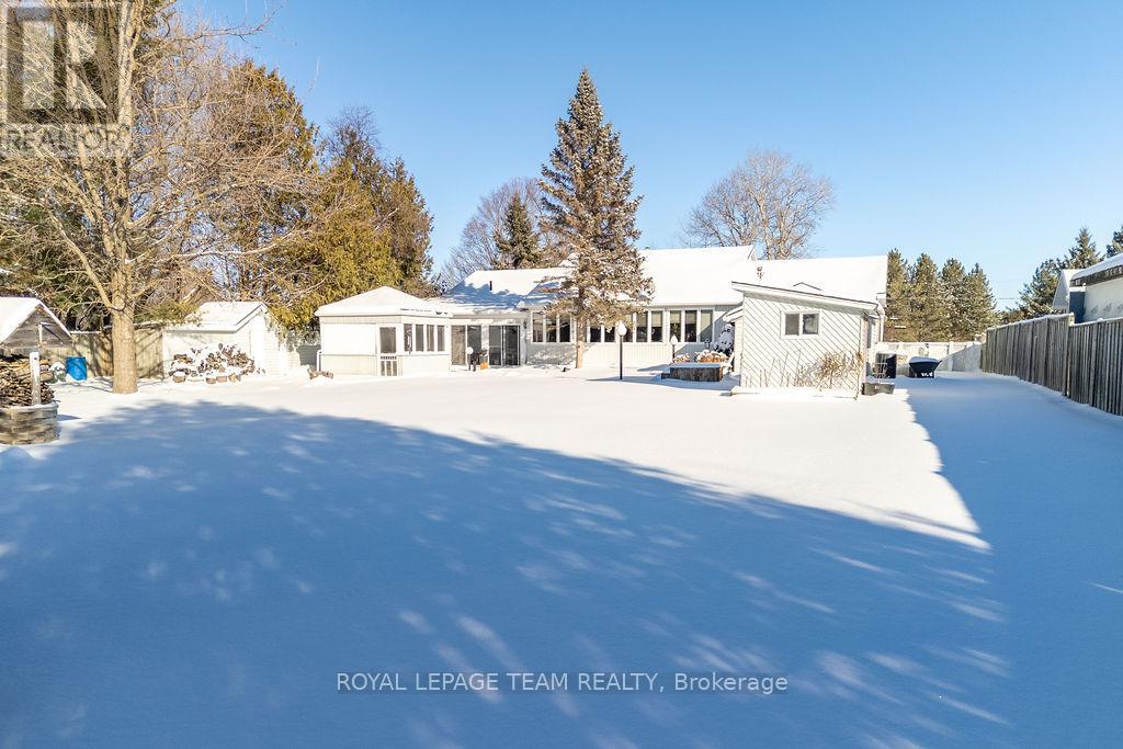 591 Bellamy Road, Mcnab/braeside, Ontario  K0A 2X0 - Photo 40 - X12662236