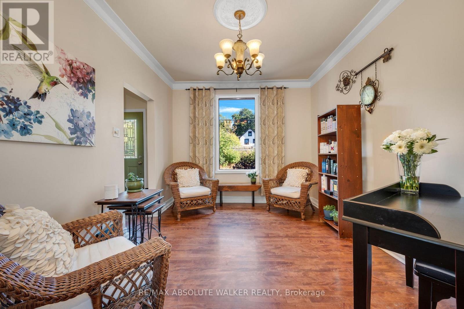 383 Danforth Avenue, Ottawa, Ontario  K2A 0E1 - Photo 8 - X12392298