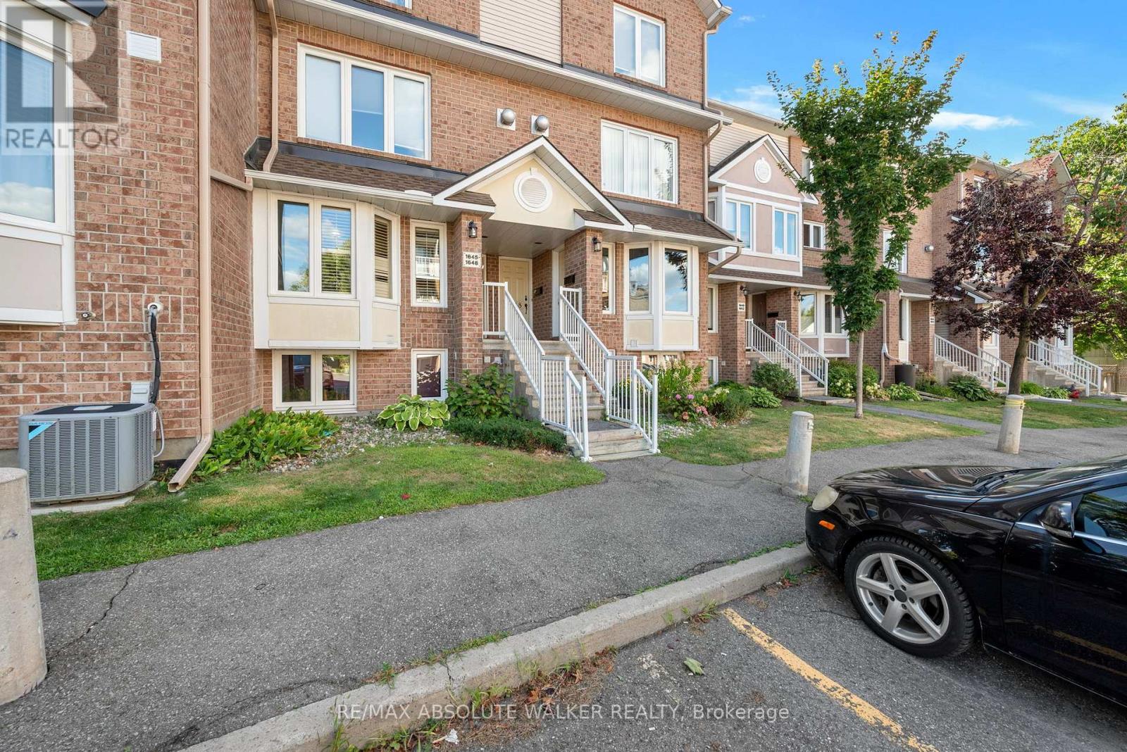 1647 Locksley Lane, Ottawa, Ontario  K1J 1B6 - Photo 23 - X12436931