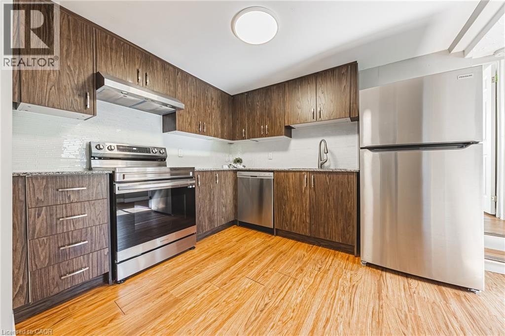 24 Rowanwood Street, Hamilton, Ontario  L8L 7H3 - Photo 9 - 40795998