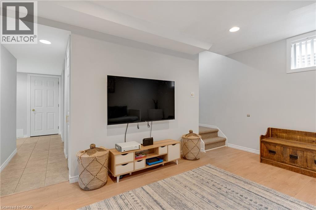 225 Thornbird Place, Waterloo, Ontario  N2T 2P1 - Photo 35 - 40795991