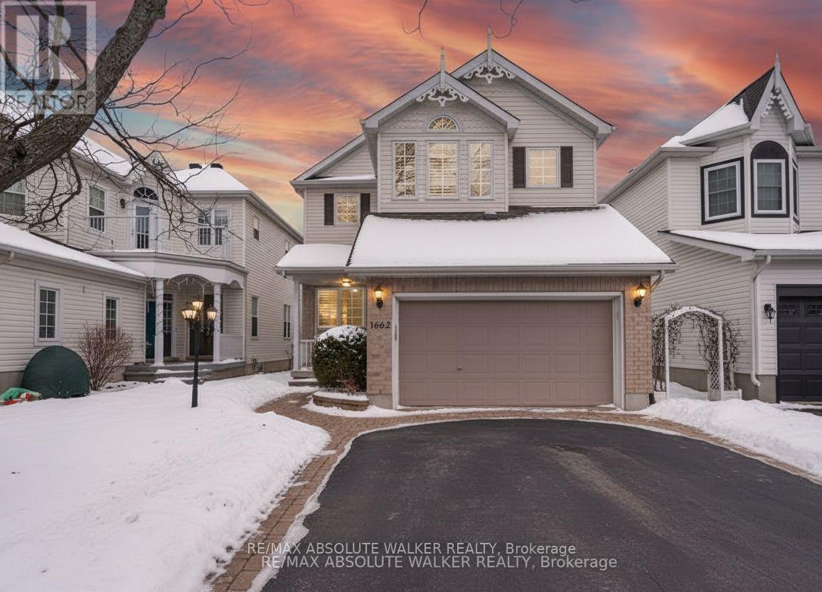 1662 FRENETTE STREET, Ottawa, Ontario