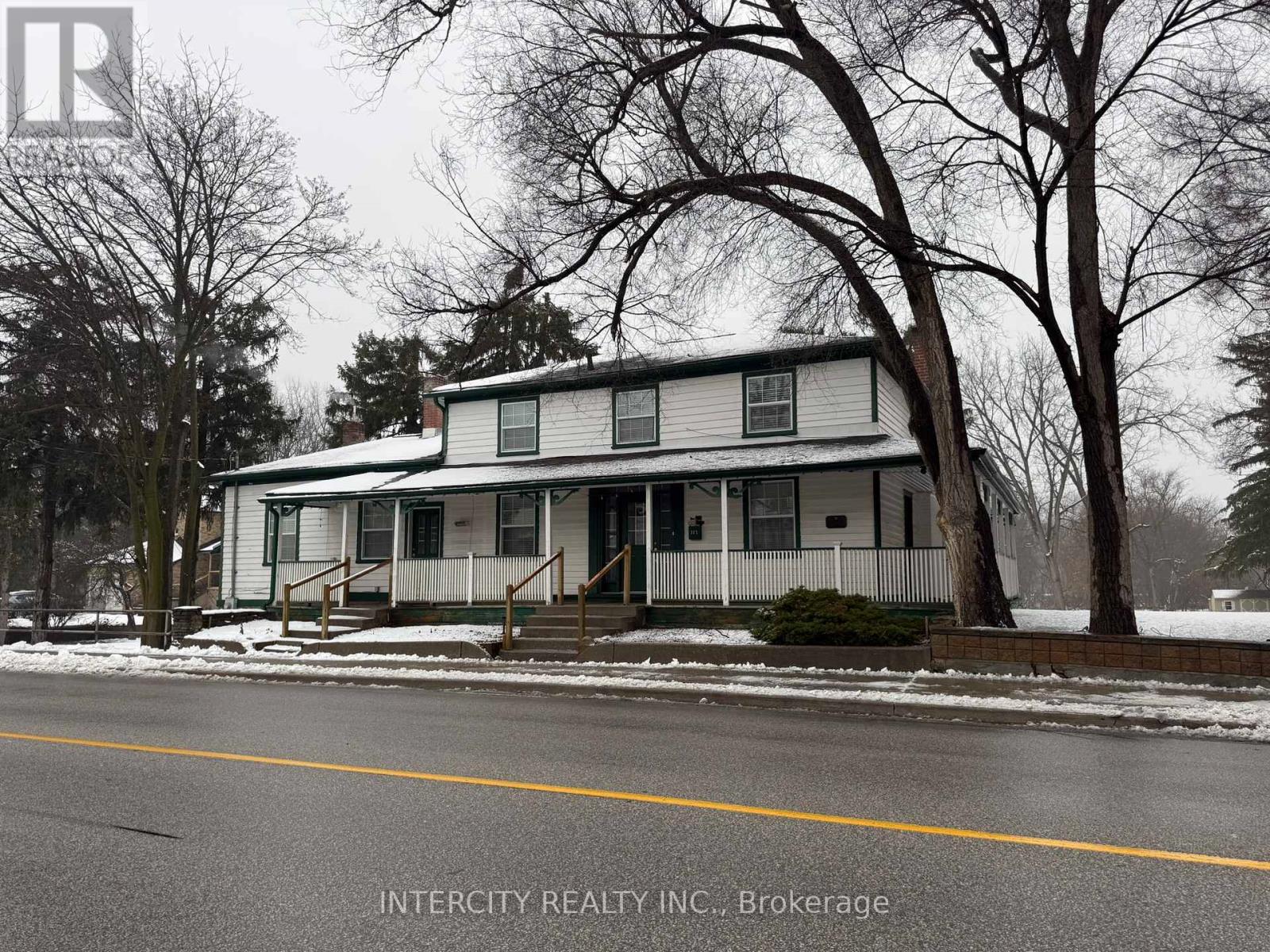 LOWER - 117 CLARENCE STREET, Vaughan, Ontario