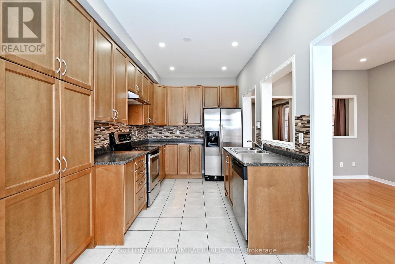 41 Big Hill Crescent, Vaughan, Ontario  L6A 4S1 - Photo 15 - N12662156