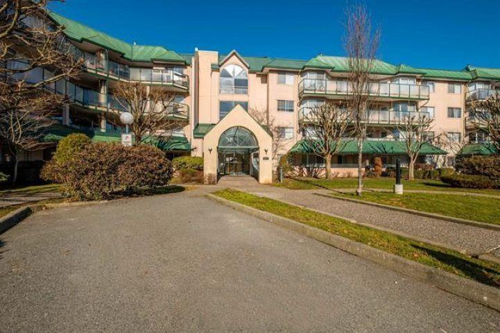 306 2964 Trethewey Street, Abbotsford, British Columbia  V2T 6P4 - Photo 2 - R3075067