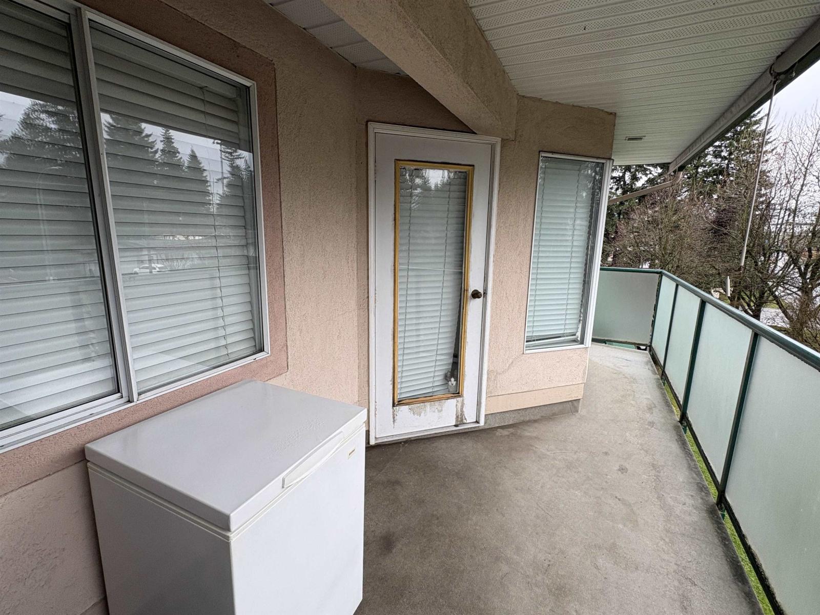 306 2964 Trethewey Street, Abbotsford, British Columbia  V2T 6P4 - Photo 11 - R3075067