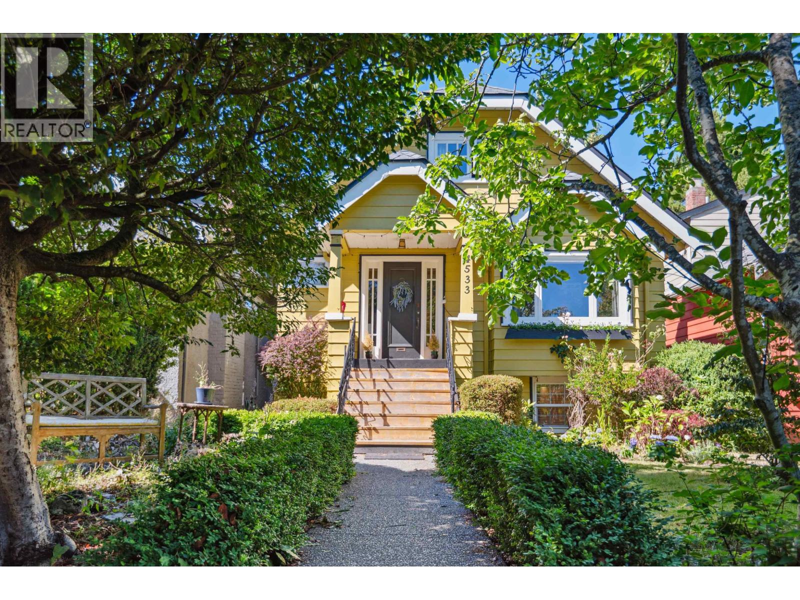 4533 W 8th Avenue, Vancouver, British Columbia  V6R 2A4 - Photo 2 - R3032422