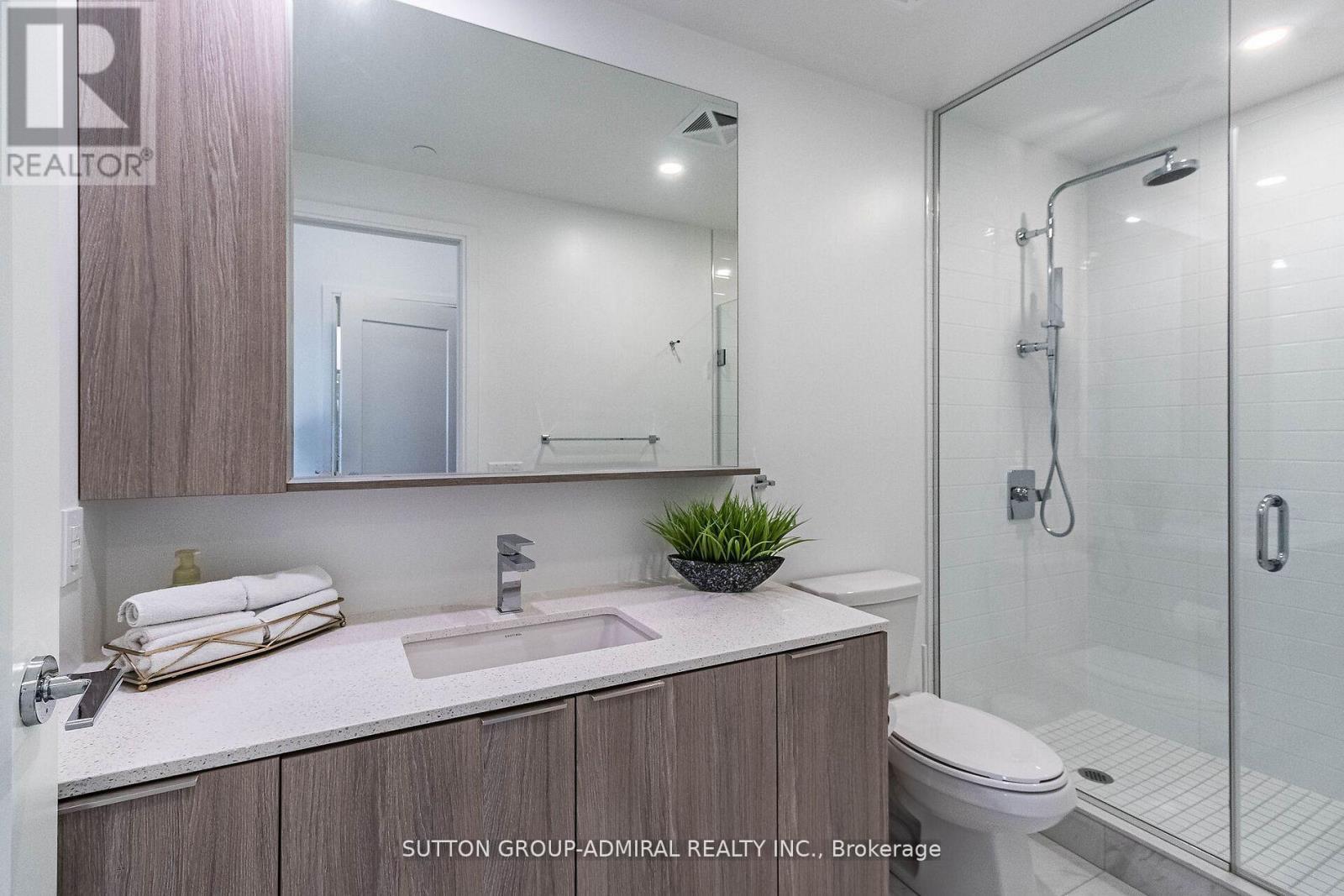 Th107 - 70 Annie Craig Drive, Toronto, Ontario  M8V 0A8 - Photo 11 - W12662118