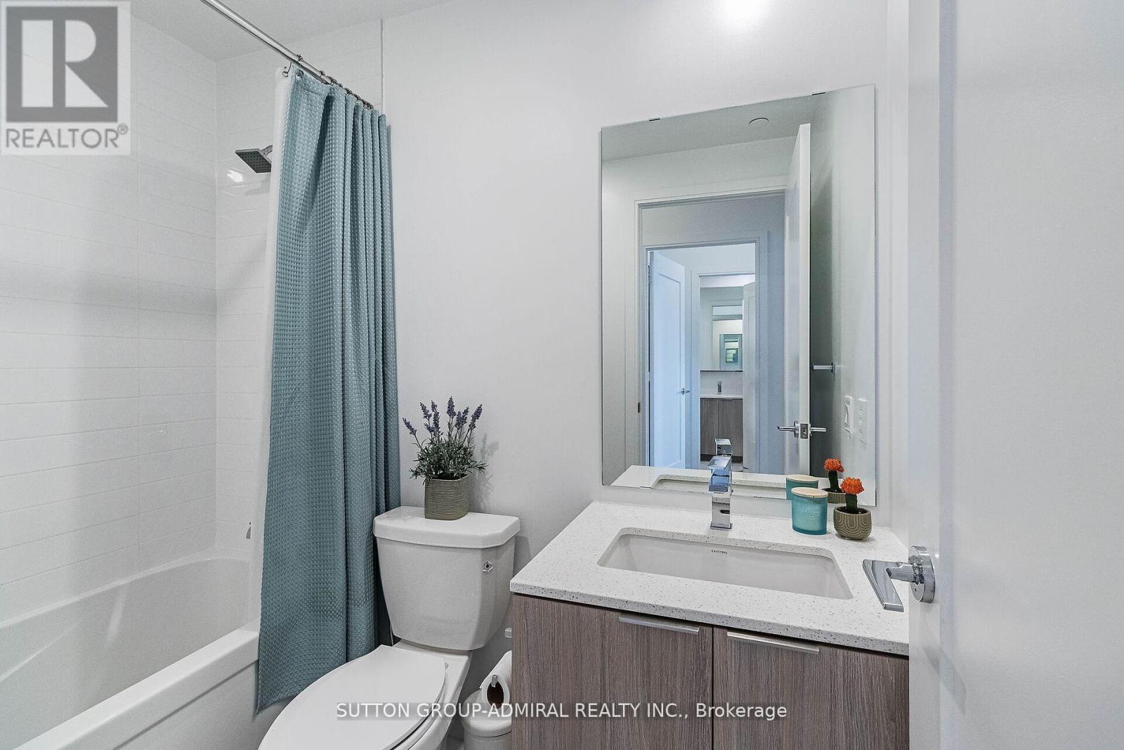 Th107 - 70 Annie Craig Drive, Toronto, Ontario  M8V 0A8 - Photo 12 - W12662118