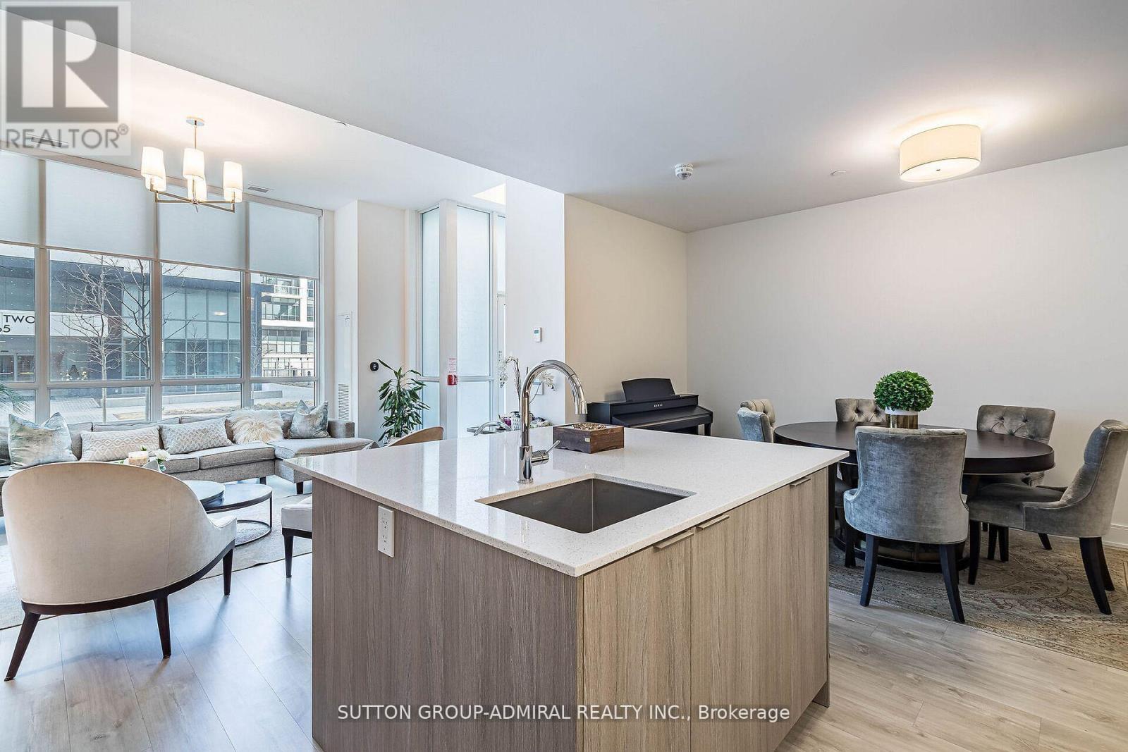 Th107 - 70 Annie Craig Drive, Toronto, Ontario  M8V 0A8 - Photo 8 - W12662118