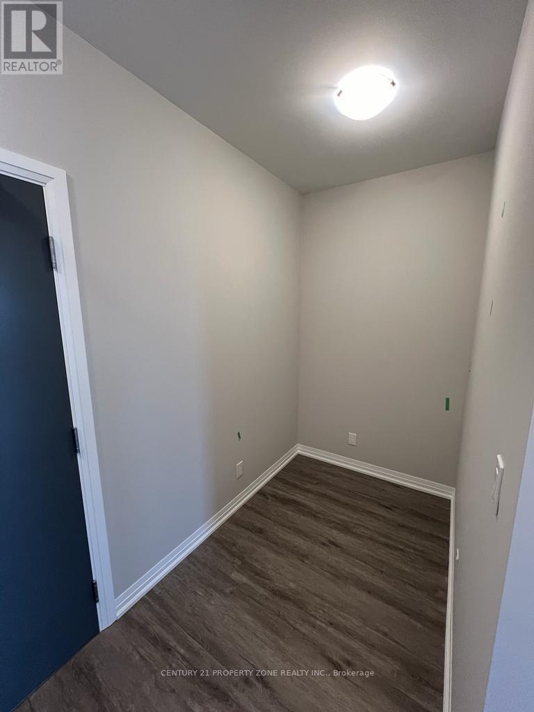 415 - 3265 Carding Mill Trail, Oakville, Ontario  L6M 5P7 - Photo 9 - W12662136