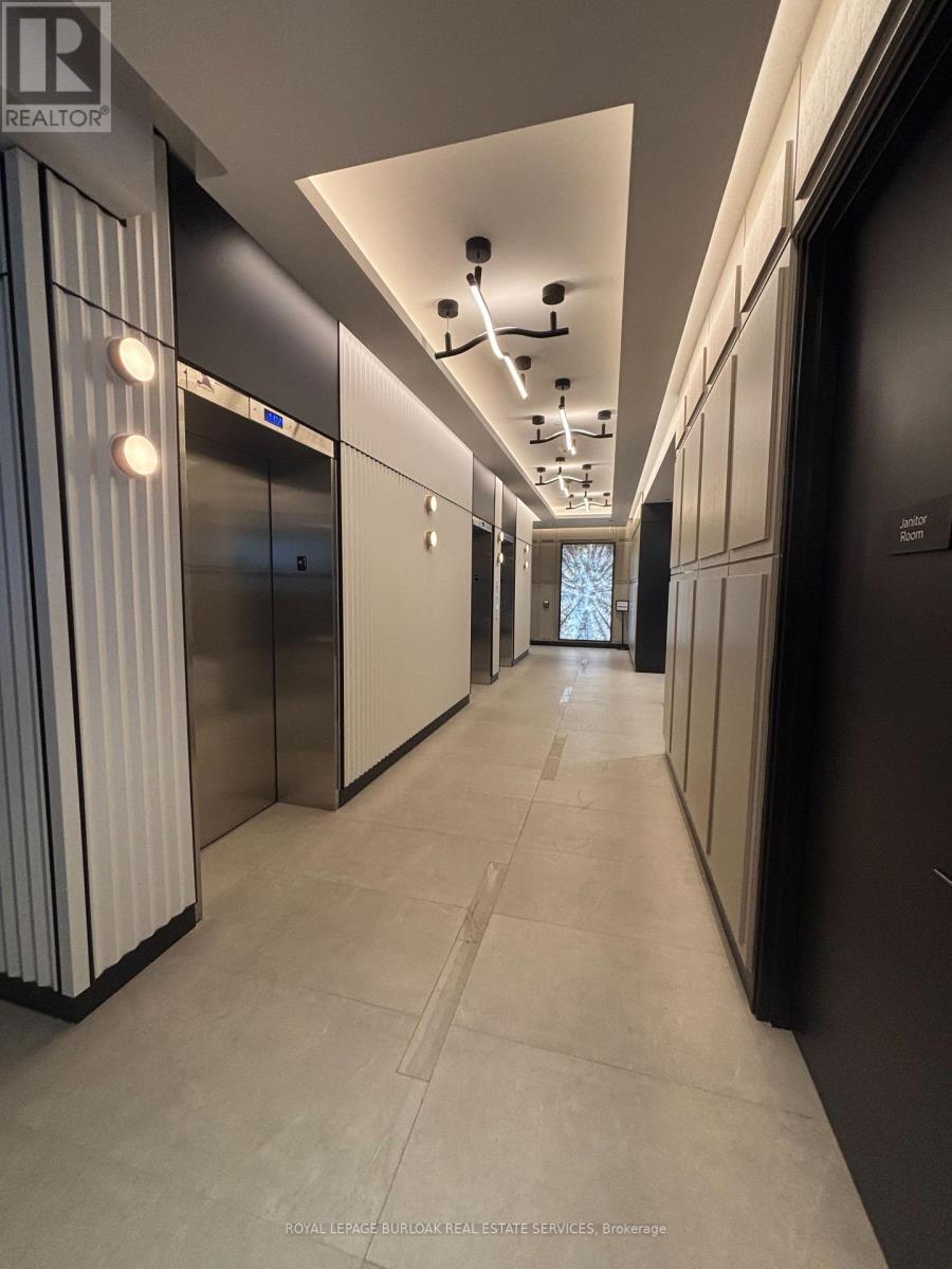 426 - 3200 William Coltson Avenue, Oakville, Ontario  L6H 7W6 - Photo 14 - W12662166